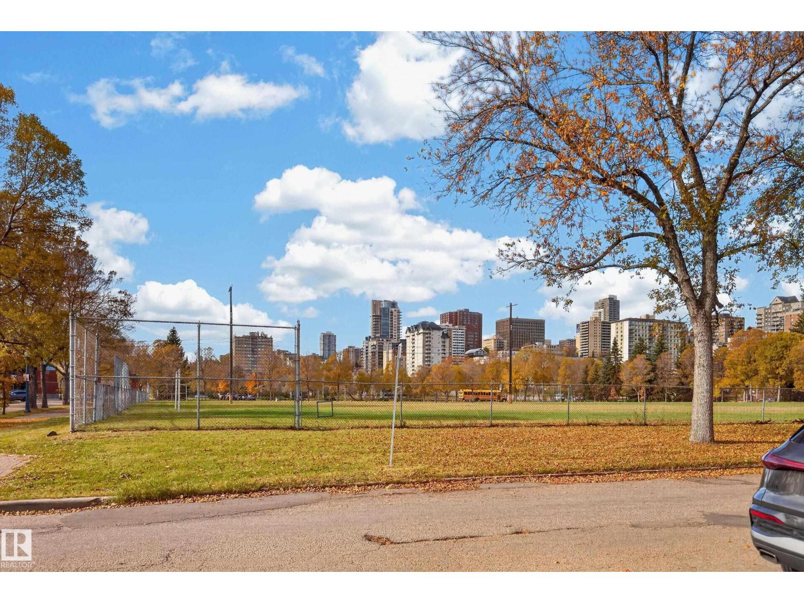 9601 101 ST NW