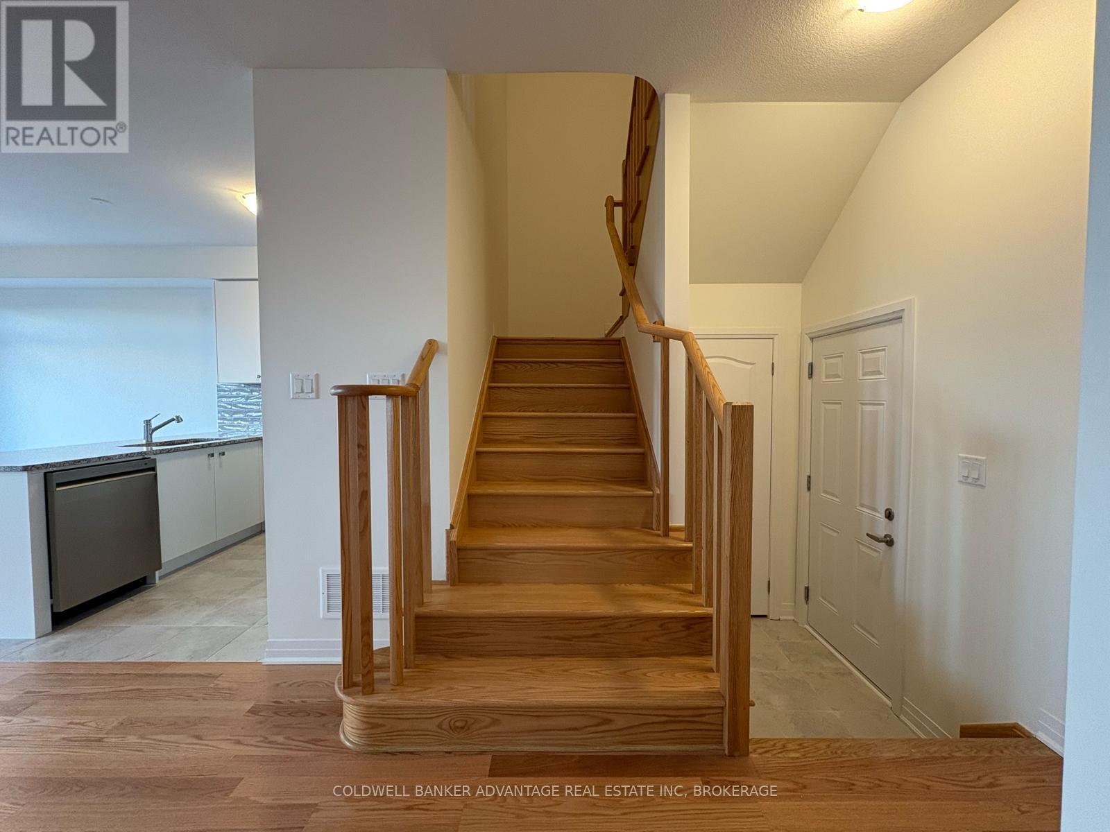 216 Port Crescent, Welland (Dain City), Ontario  L3B 0N2 - Photo 10 - X14084722