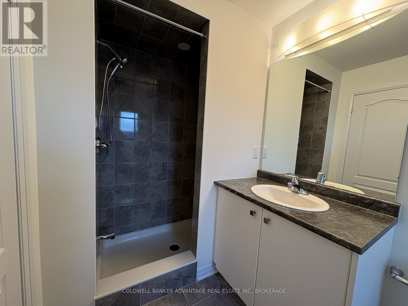 216 Port Crescent, Welland (Dain City), Ontario  L3B 0N2 - Photo 15 - X14084722
