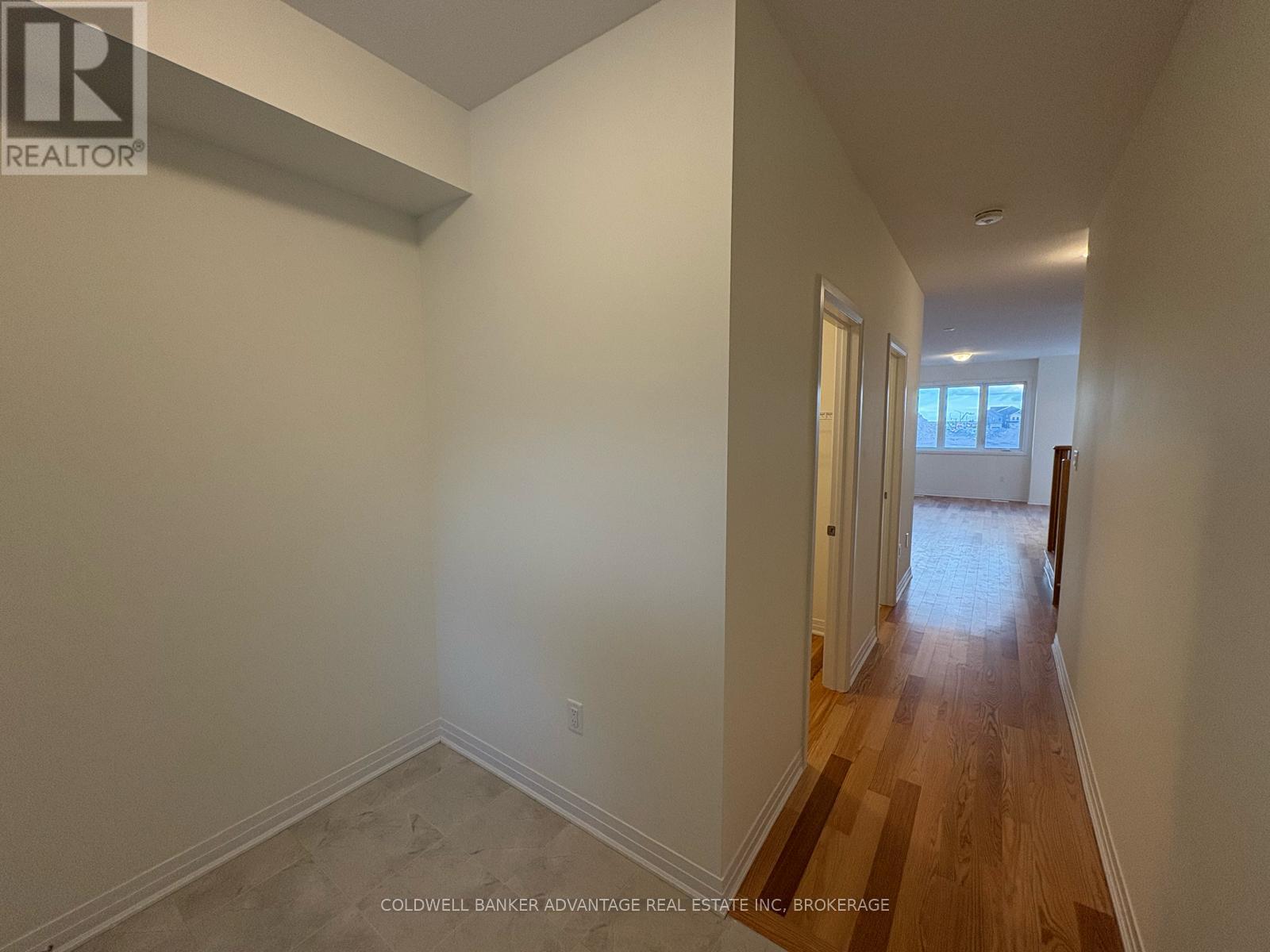 216 Port Crescent, Welland (Dain City), Ontario  L3B 0N2 - Photo 3 - X14084722