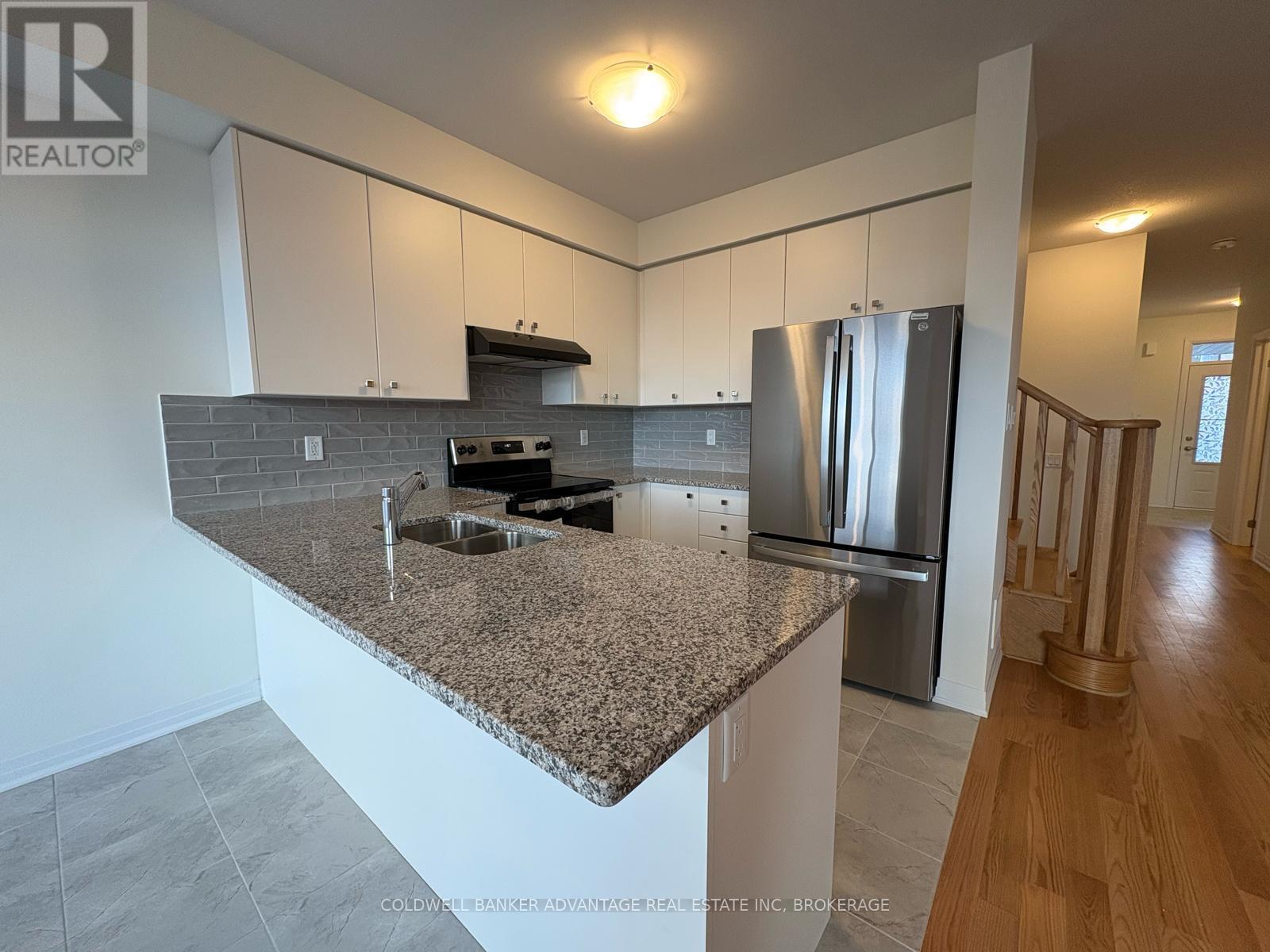 216 Port Crescent, Welland (Dain City), Ontario  L3B 0N2 - Photo 7 - X14084722
