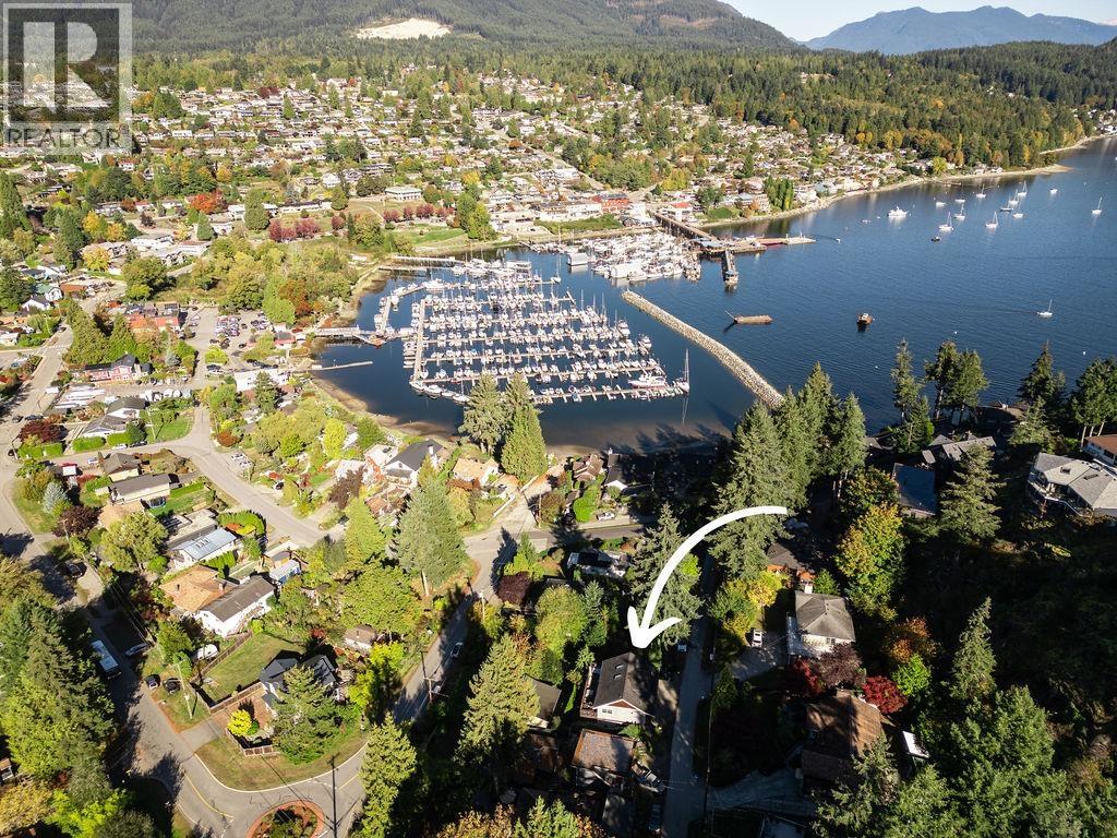 354 Headlands Road, Gibsons, British Columbia  V0N 1V8 - Photo 17 - R3175984