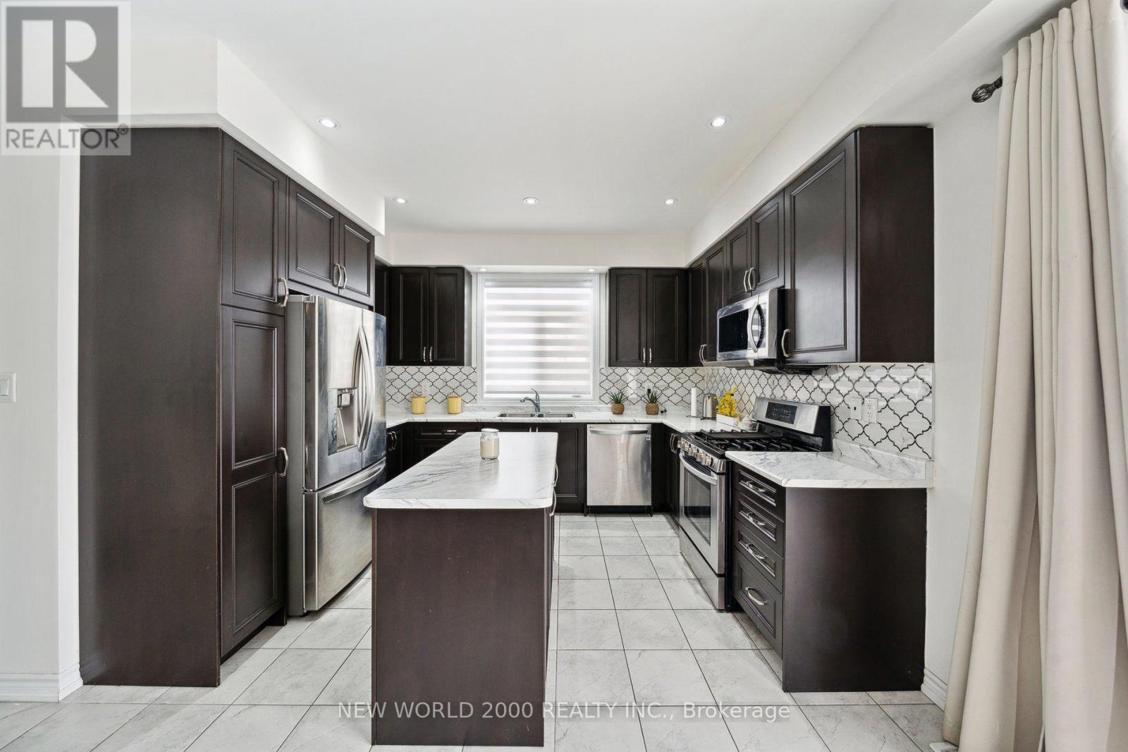 57 Victoria Wood Avenue, Springwater (Centre Vespra), Ontario  L9X 1Z8 - Photo 20 - S14084712