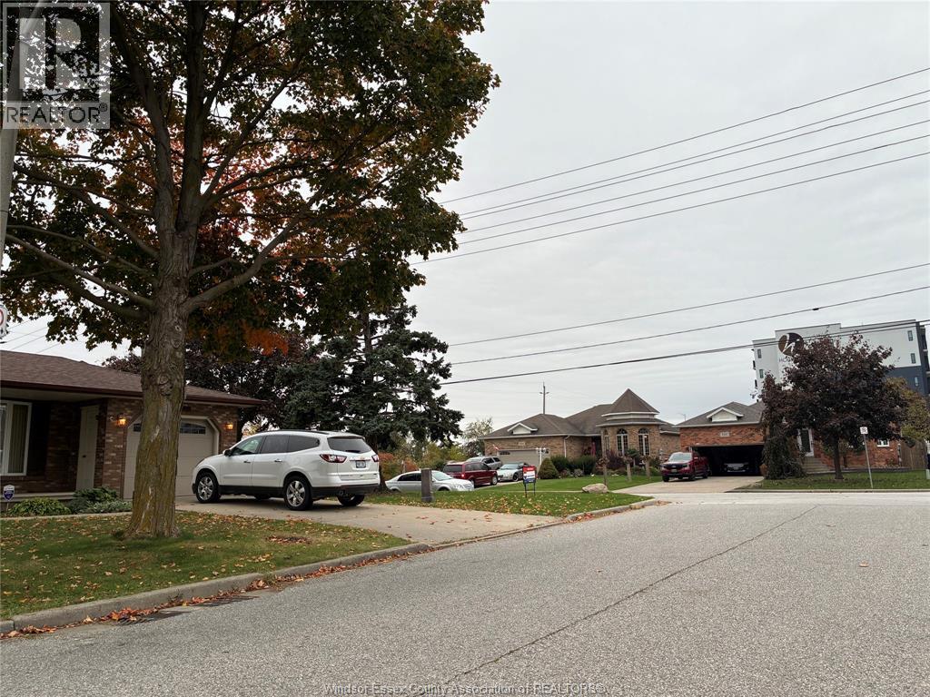 3596 Hemlock Avenue, Windsor, Ontario  N8R 1Z9 - Photo 42 - 26025303