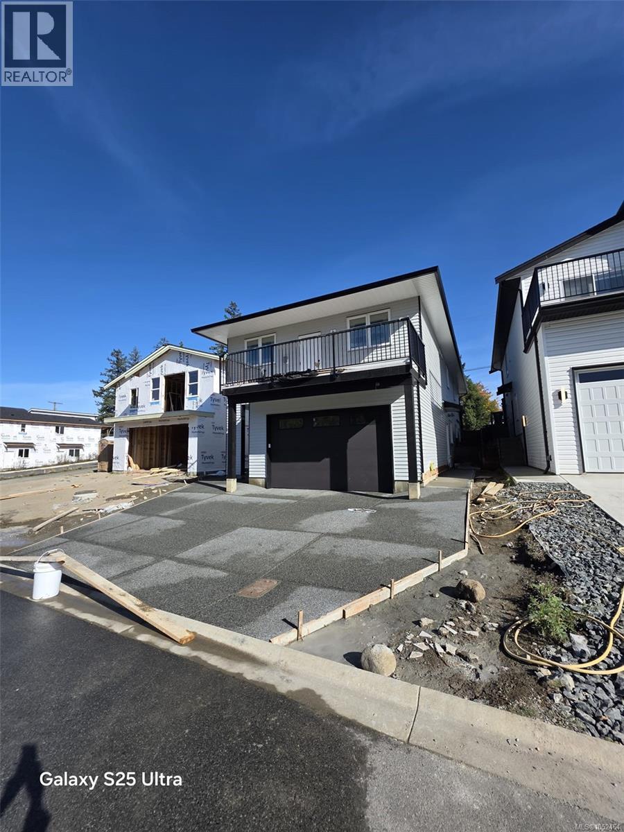 905 Old Victoria Rd