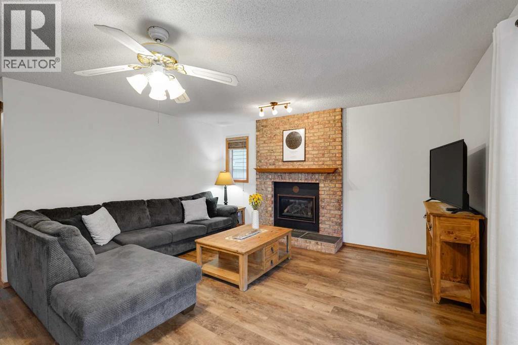 27 Sun Harbour Road SE