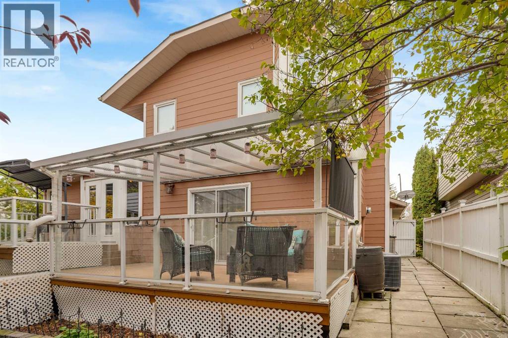 27 Sun Harbour Road SE