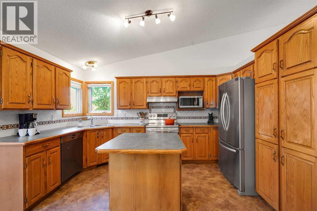 27 Sun Harbour Road SE