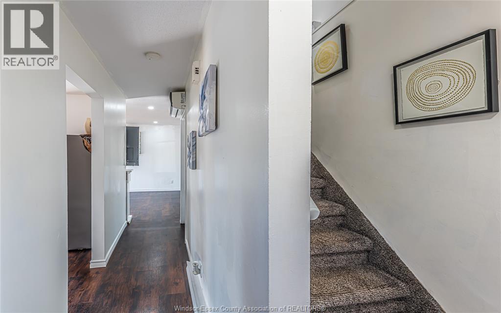 9370 AIRE COURT, Windsor, Ontario