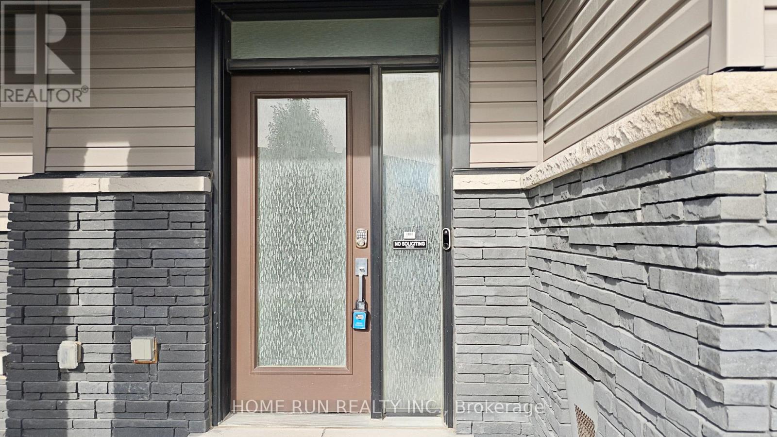 99 Natare Place, Ottawa, Ontario  K2T 0P3 - Photo 3 - X14030078