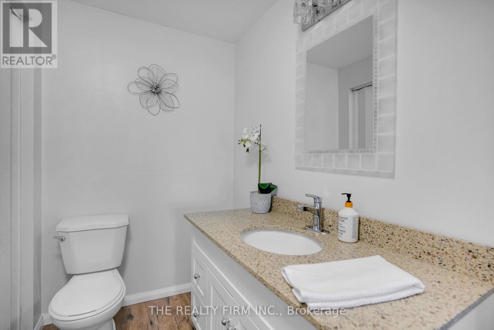 3692 Beverly Glen, Plympton-Wyoming, Ontario  N0N 1E0 - Photo 17 - X13881608