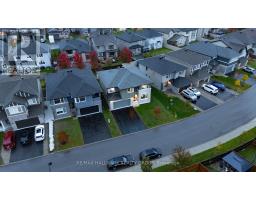 305 OXER PLACE S, Ottawa, Ontario