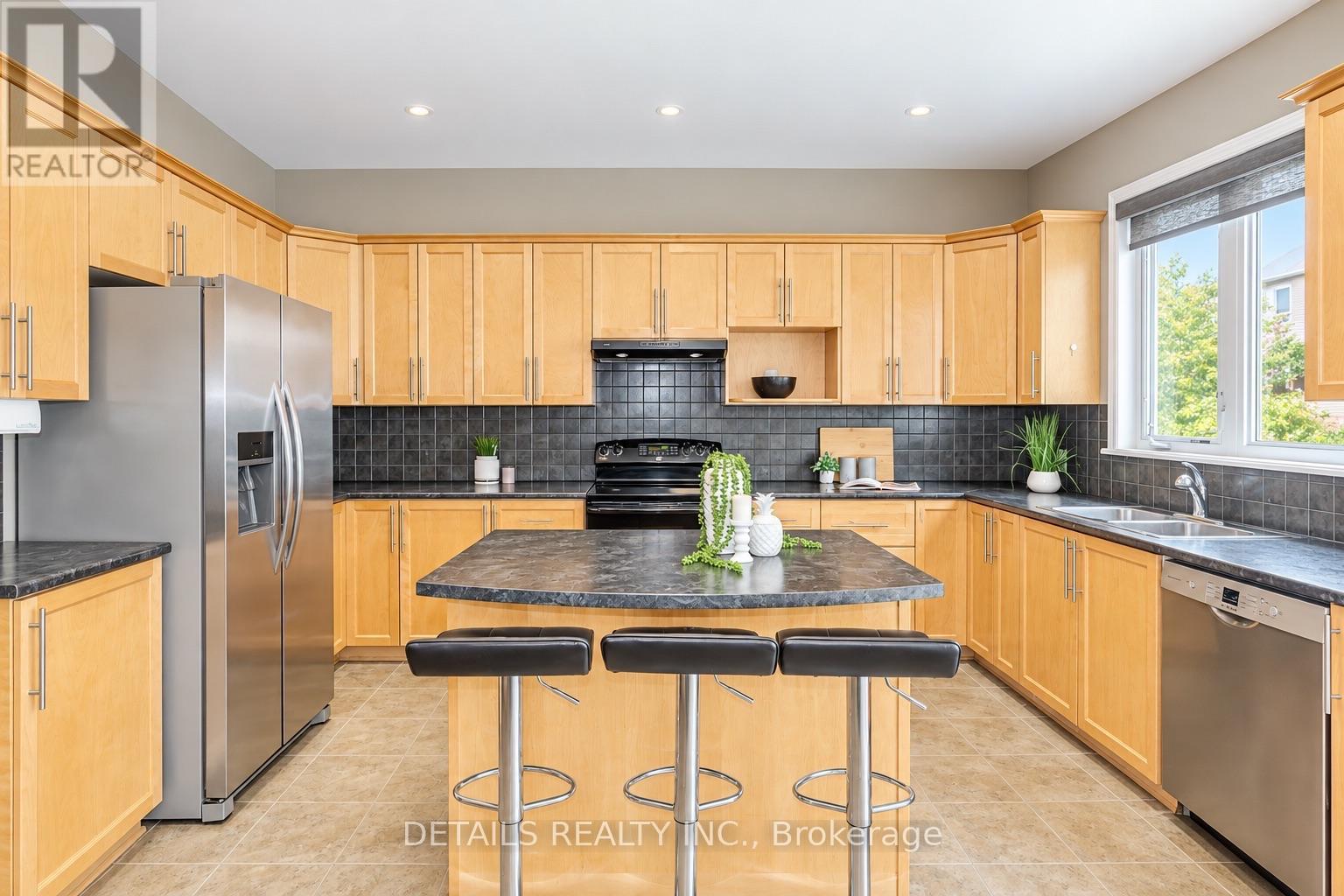 703 Kilmar Crescent, Ottawa, Ontario  K2T 0B1 - Photo 15 - X14084806