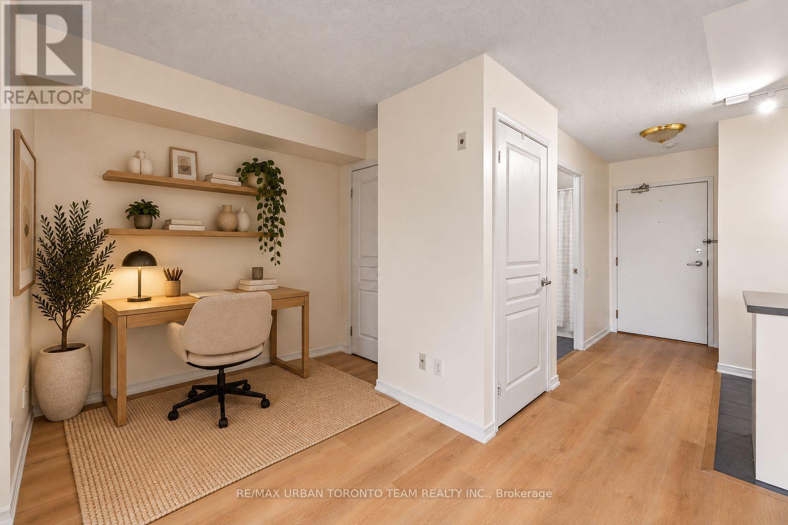 #505 - 140 Bathurst Street, Toronto, Ontario  M5V 2R3 - Photo 4 - C14084804