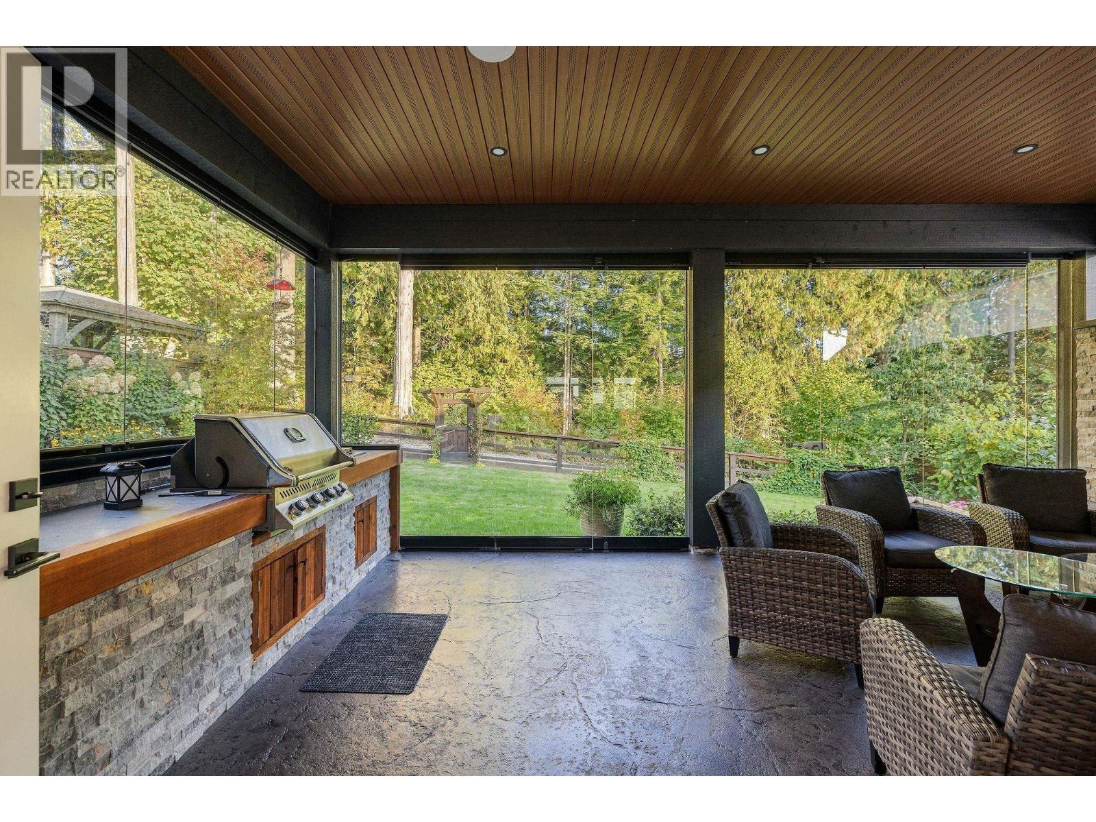 13698 Blaney Road, Maple Ridge, British Columbia  V4R 0H1 - Photo 17 - R3175991