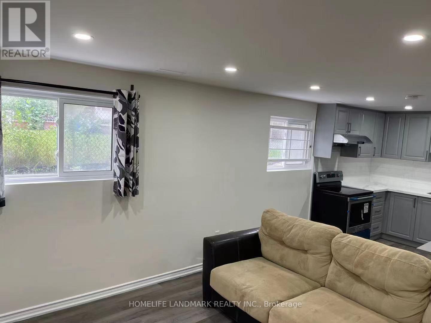 Basement - 8 Chalet Road, Toronto, Ontario  M2J 3V4 - Photo 4 - C13885522