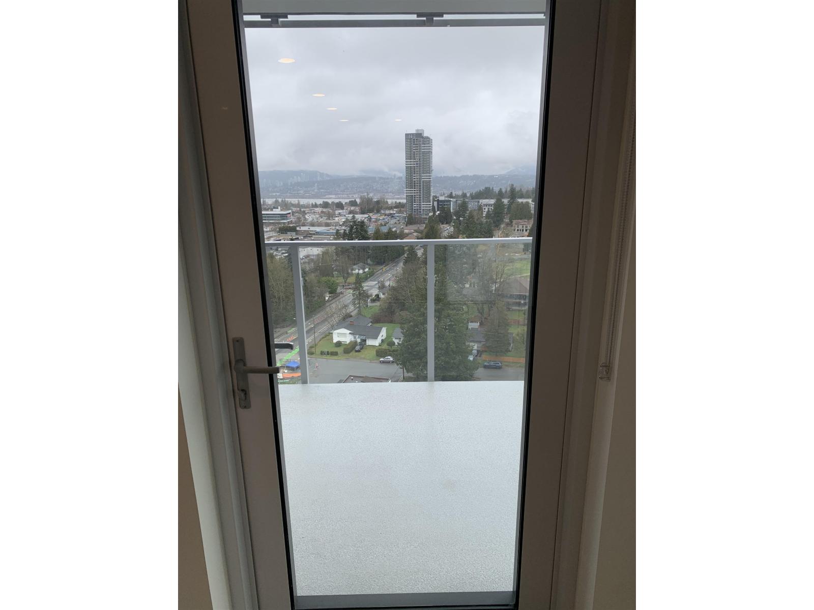 1808 10428 WHALLEY BOULEVARD