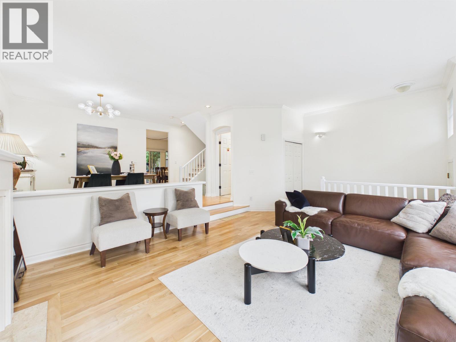 5 2979 Panorama Drive, Coquitlam, British Columbia  V3E 2W8 - Photo 4 - R3174873
