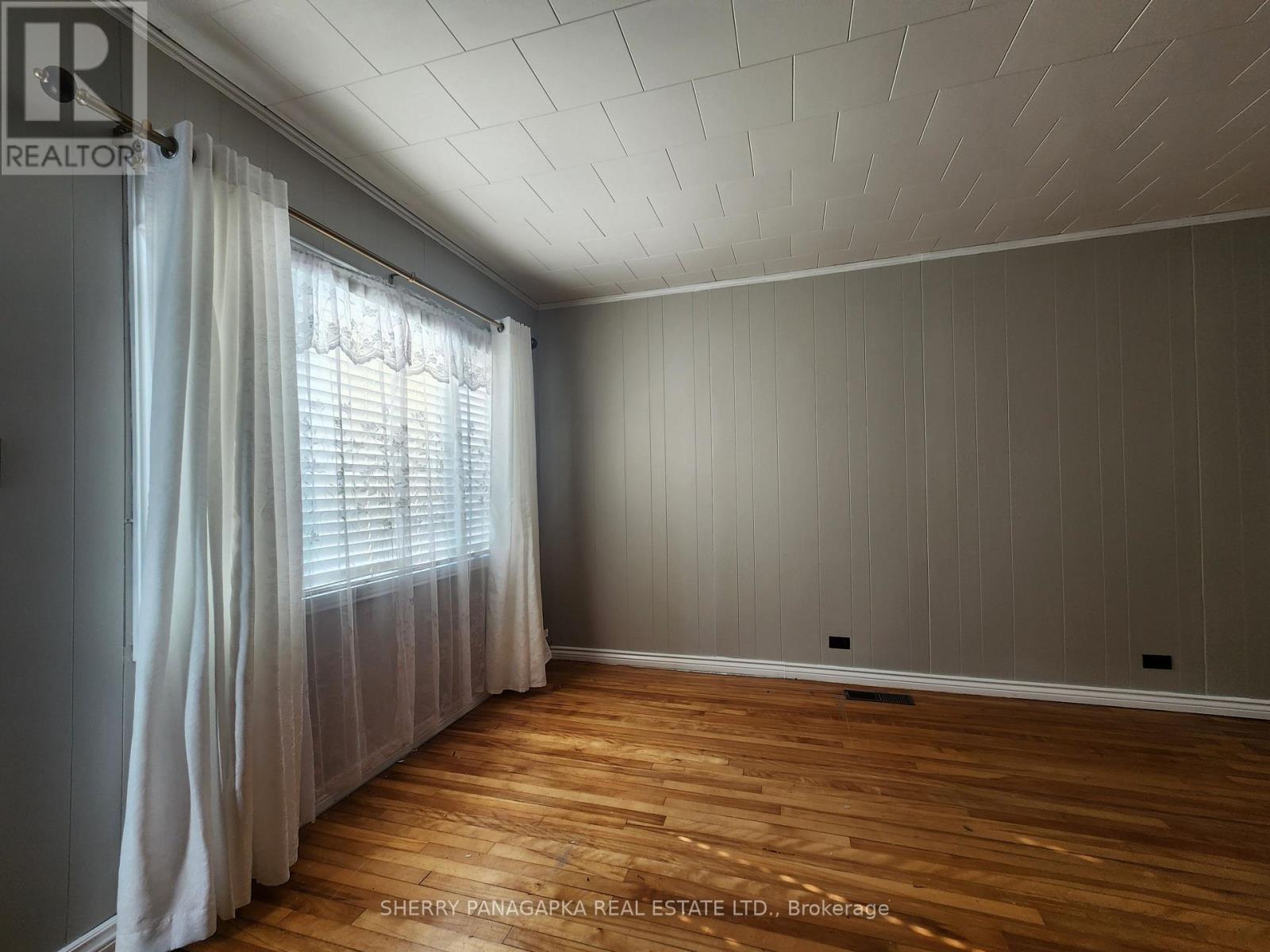 16 Taylor Avenue, Kirkland Lake, Ontario  P2N 2L1 - Photo 4 - T14084826