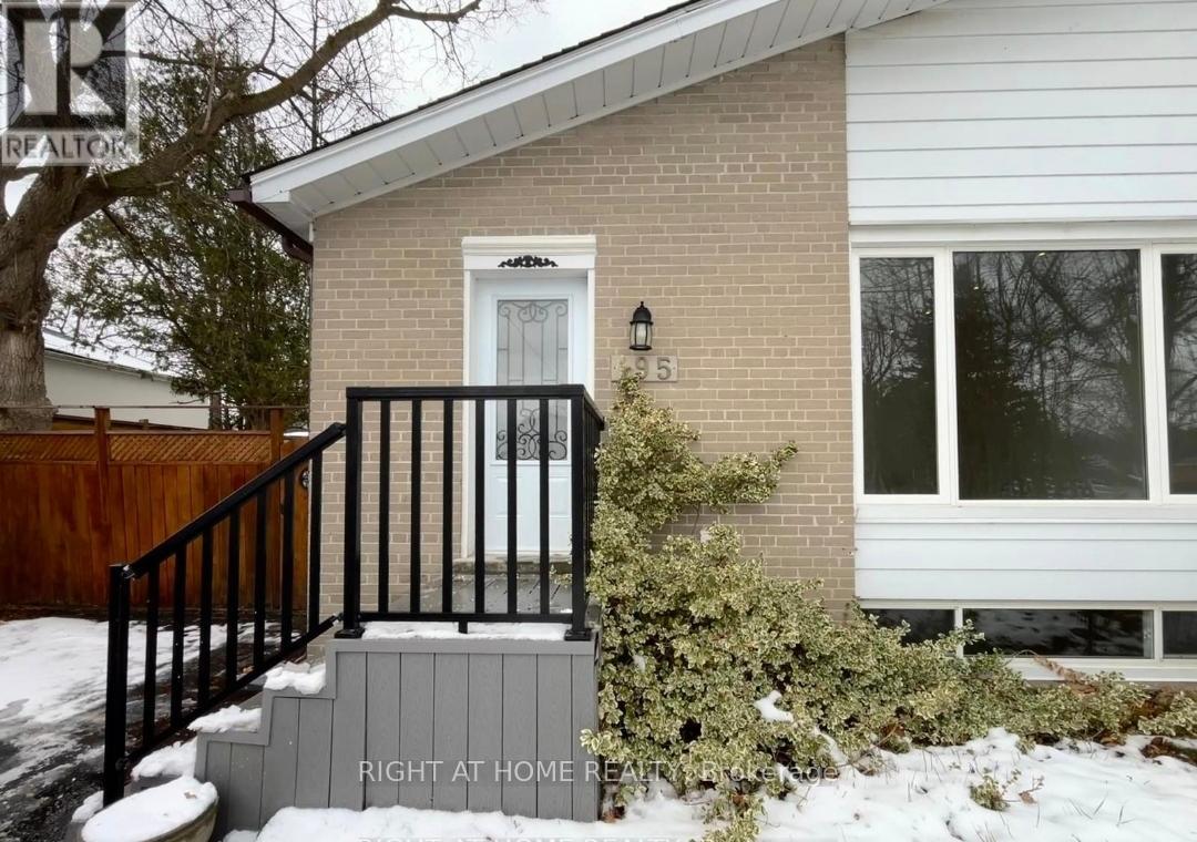 Upper - 195 Taylor Mills Drive N, Richmond Hill, Ontario  L4C 2T5 - Photo 2 - N14084824