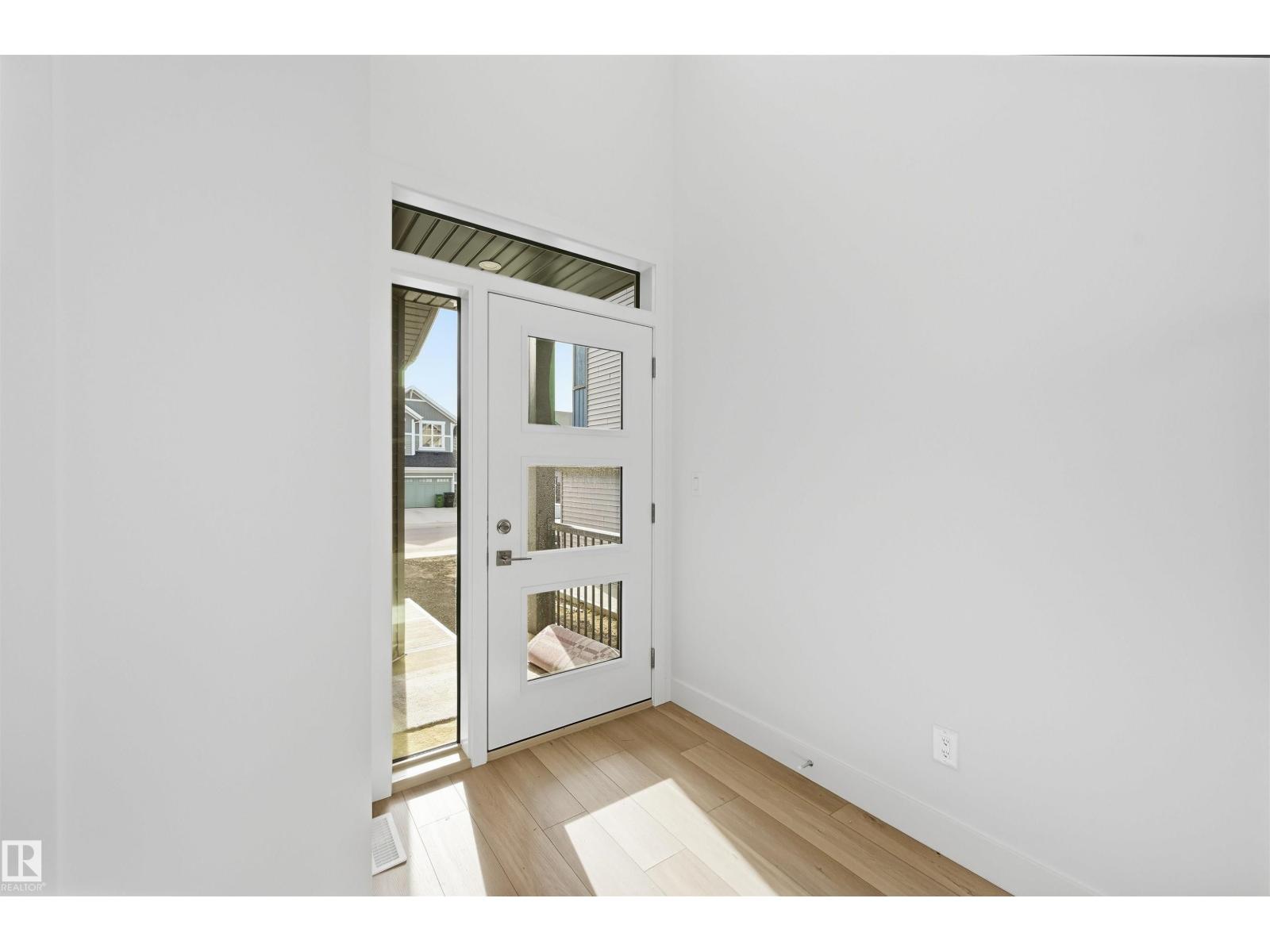 3050 Dixon Landing Ld Sw, Edmonton, Alberta  T6W 5L2 - Photo 2 - E4511839