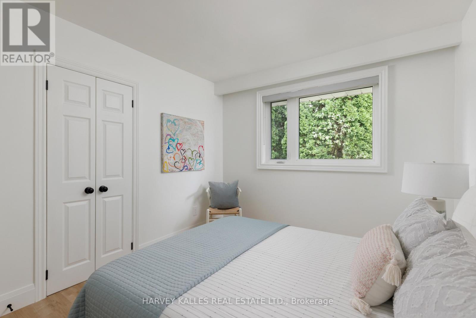215 Edenbridge Drive, Toronto, Ontario  M9A 3G9 - Photo 26 - W14084836