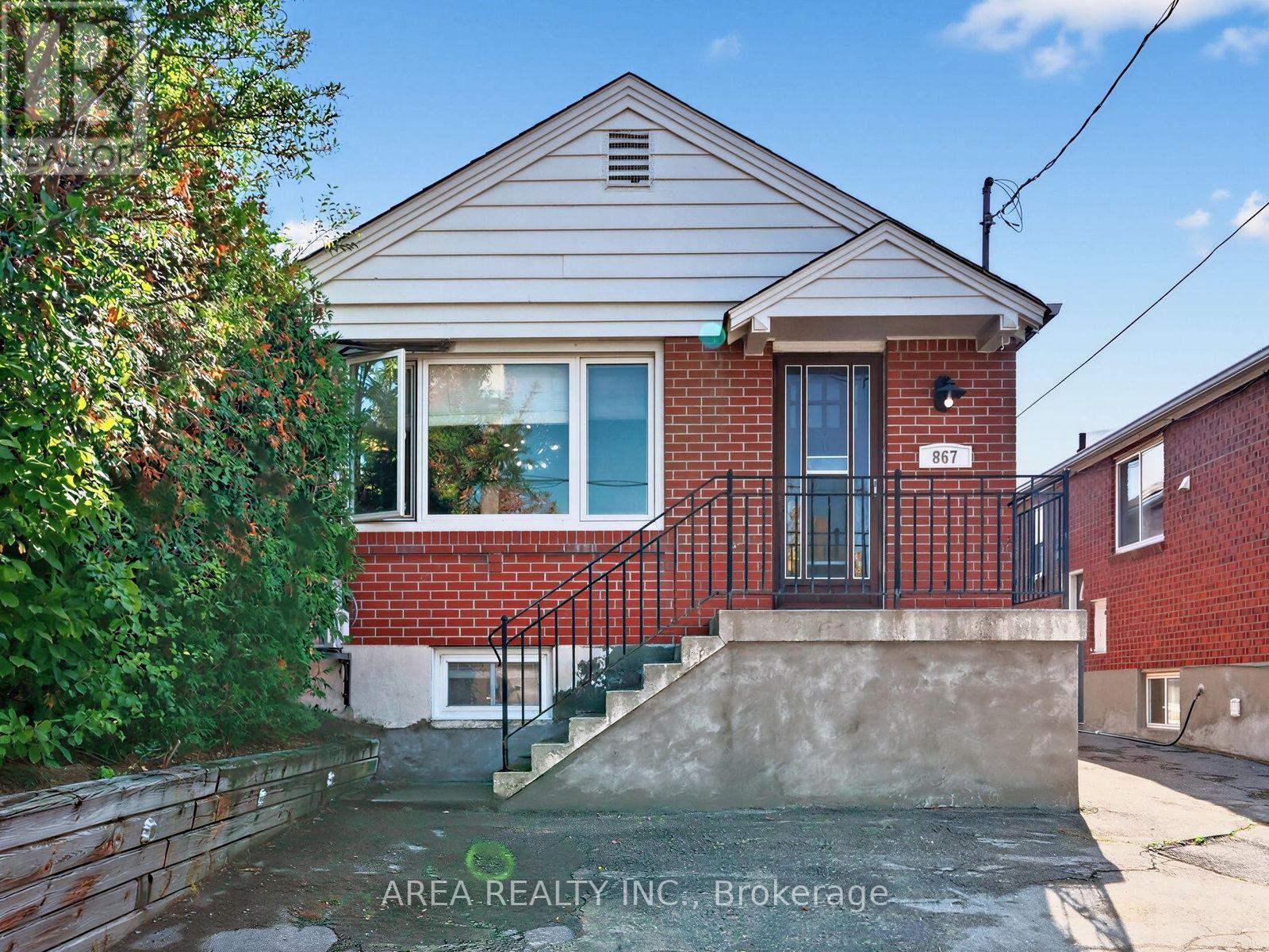 867 GLENCAIRN AVENUE, Toronto, Ontario