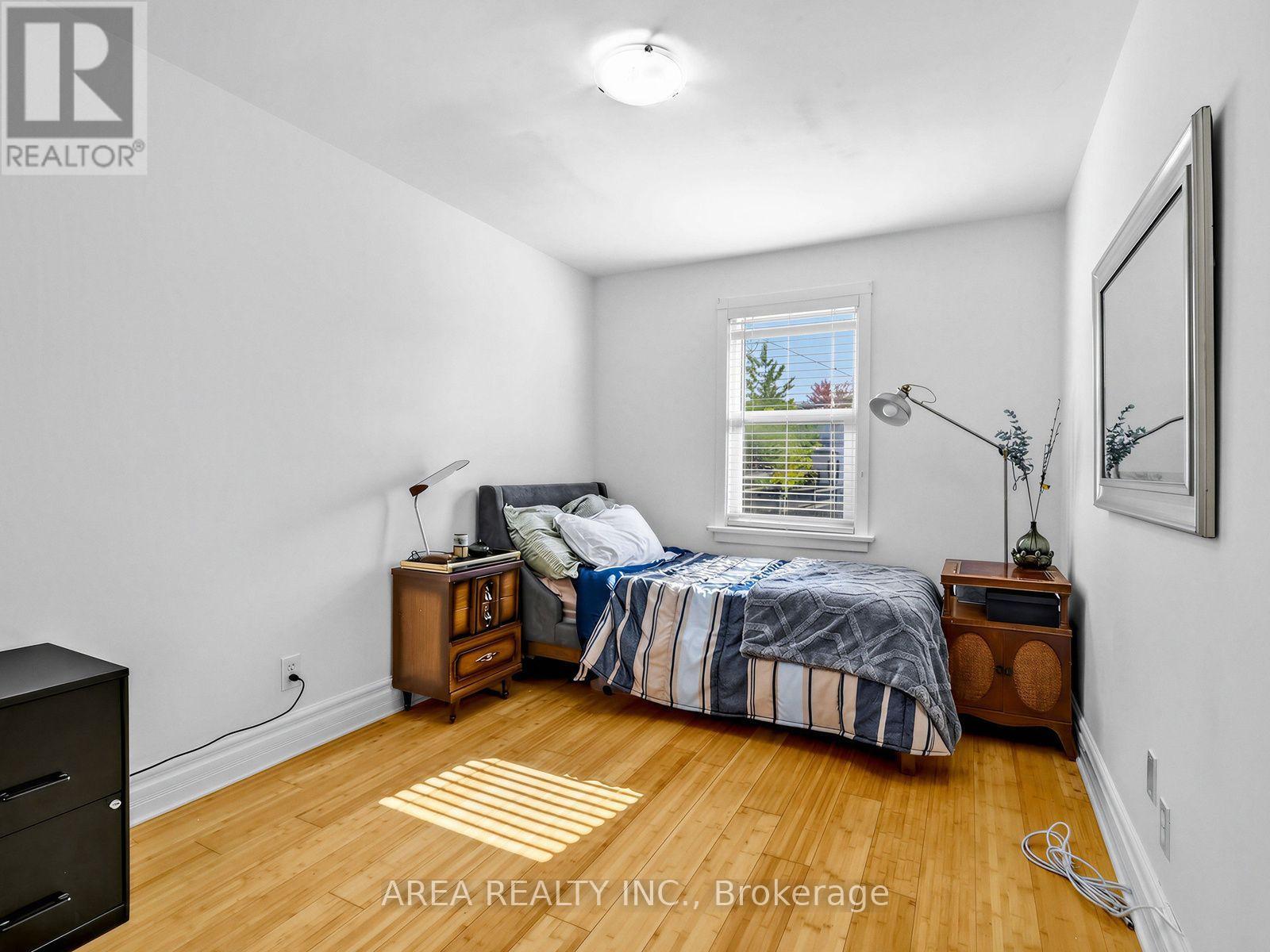 867 Glencairn Avenue, Toronto, Ontario  M6B 2A4 - Photo 15 - W14084844