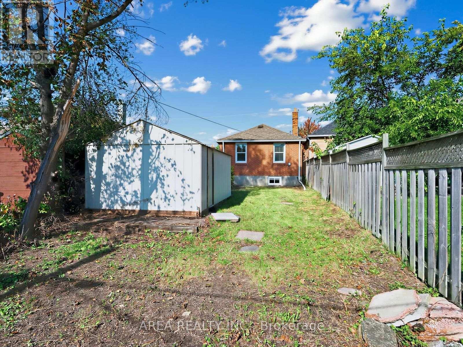 867 Glencairn Avenue, Toronto, Ontario  M6B 2A4 - Photo 28 - W14084844
