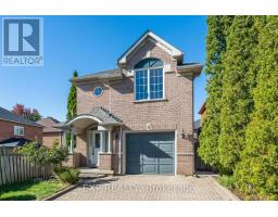 6 PURDY CRESCENT W, Toronto, Ontario