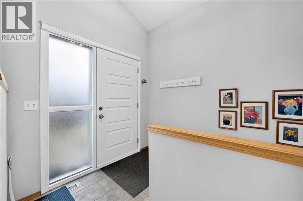 26 Saddlemead Way NE, Calgary, Alberta  T3J 4J5 - Photo 7 - A2351688