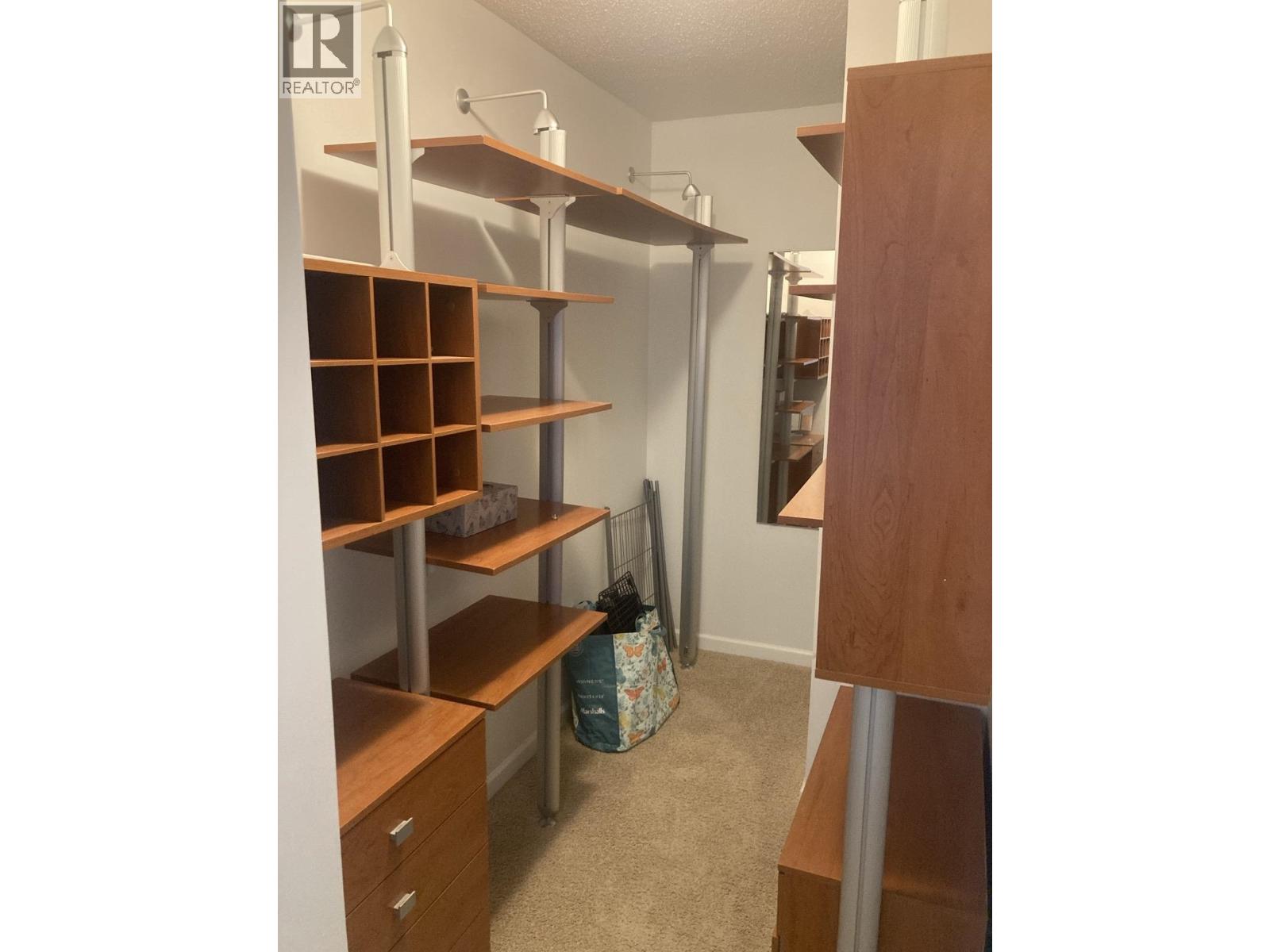 210 9262 University Crescent, Burnaby, British Columbia  V5A 0A4 - Photo 12 - R3167385