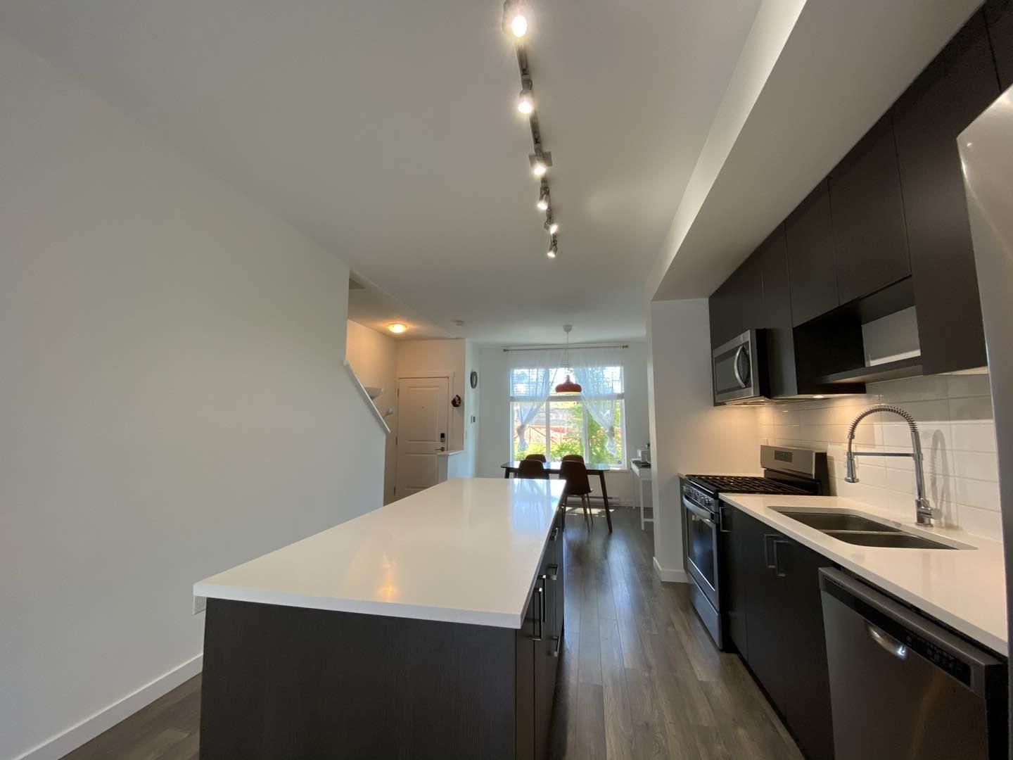 37 16678 25 Avenue, Surrey, British Columbia  V3Z 0Z2 - Photo 2 - R3172323