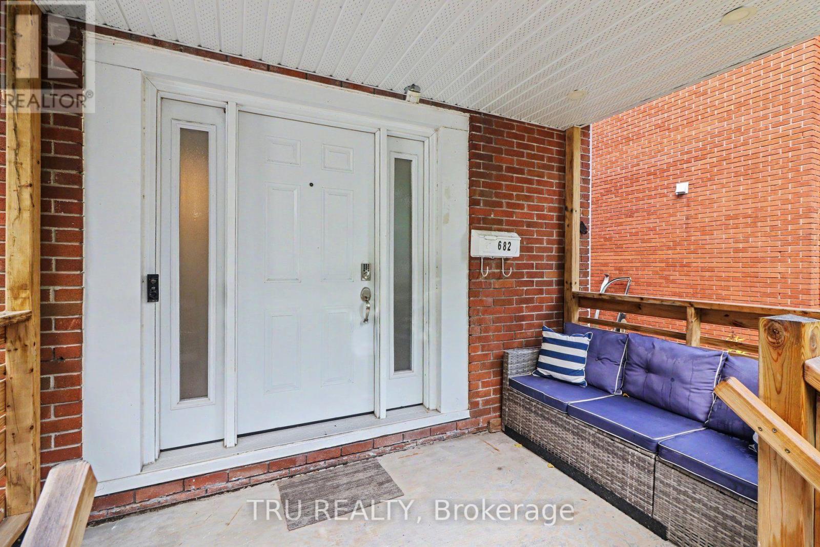 682 Morin Street, Ottawa, Ontario  K1K 3G9 - Photo 4 - X14084924
