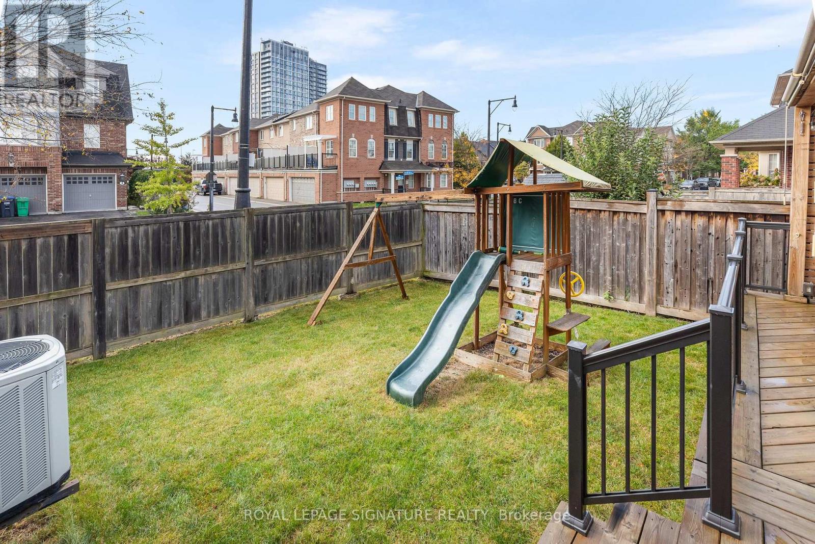 2 Poppythorn Road, Brampton, Ontario  L7A 0R1 - Photo 36 - W14084908