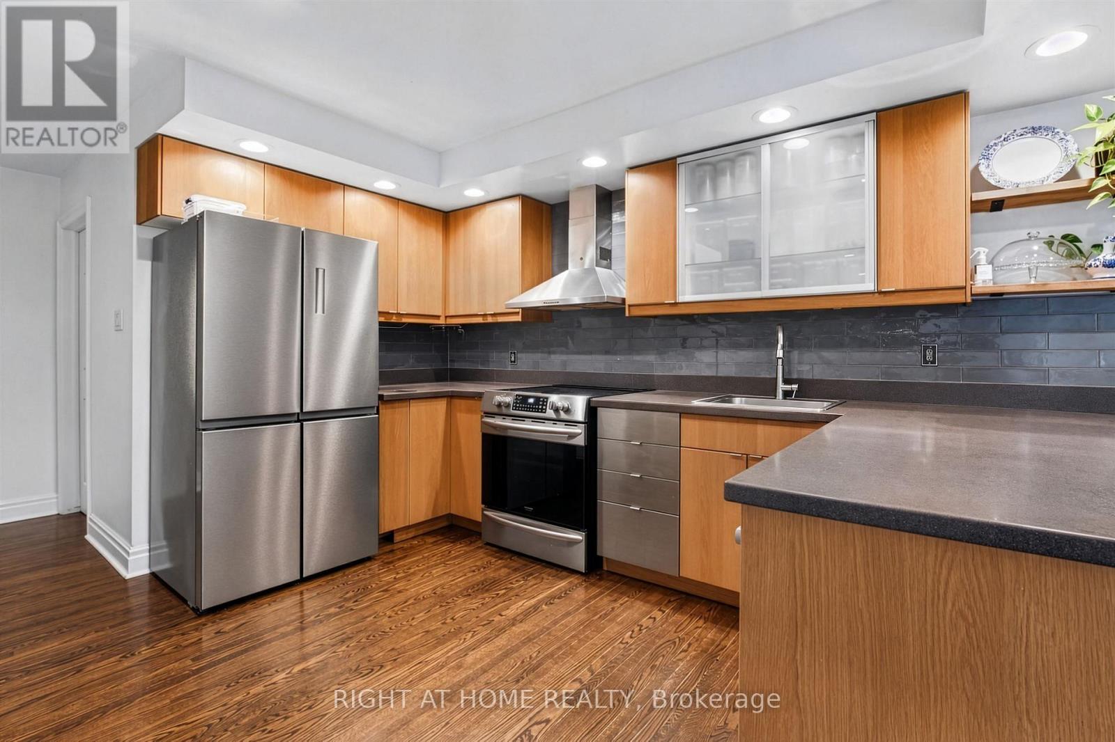50 Gardenvale Road, Toronto, Ontario  M8Z 4C3 - Photo 11 - W14084916