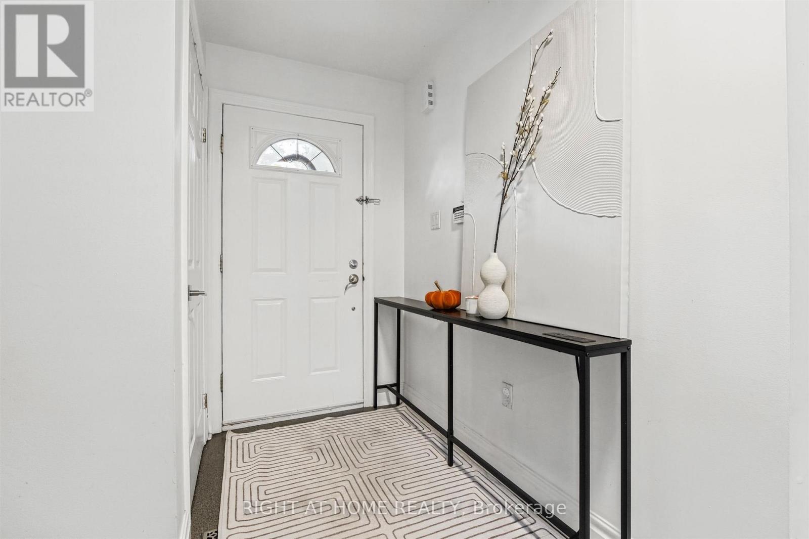 50 Gardenvale Road, Toronto, Ontario  M8Z 4C3 - Photo 3 - W14084916