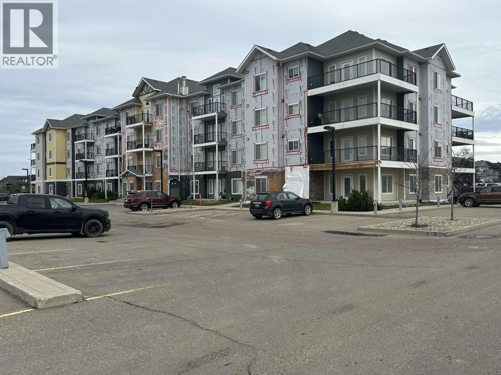 401 11203 105 Avenue, Fort St. John, British Columbia  V1J 0L3 - Photo 1 - R3175920