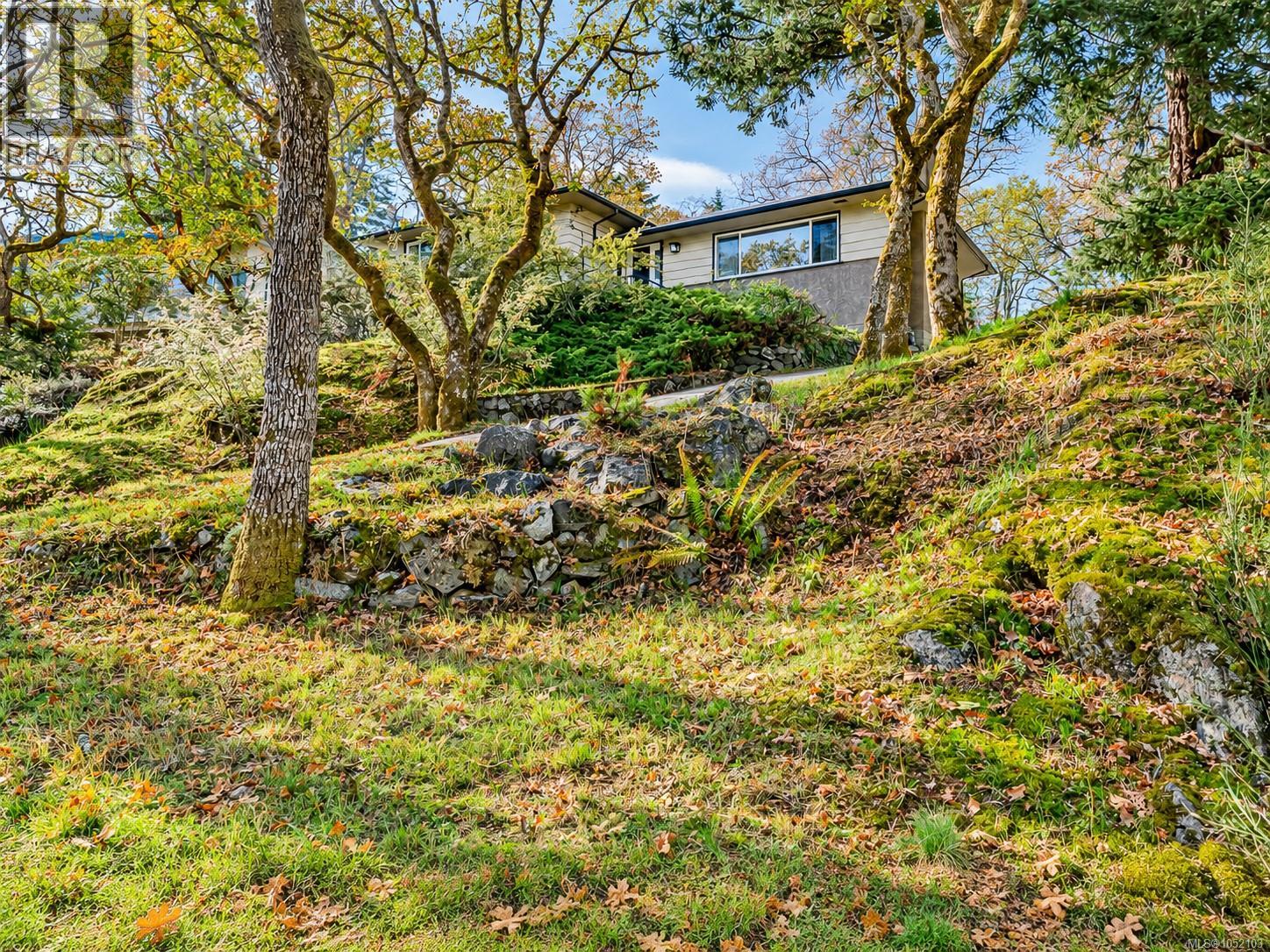 3524 Plymouth Rd, Oak Bay, British Columbia  V8P 4X4 - Photo 35 - 1052103