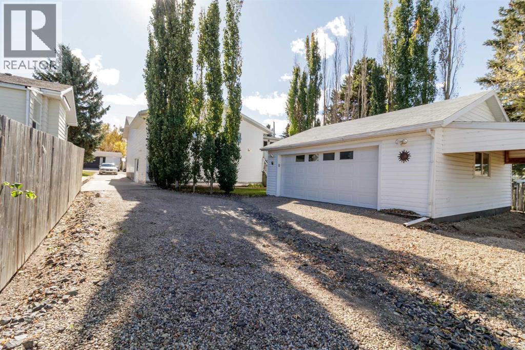 610 8 Street N, Three Hills, Alberta  T0M 2A0 - Photo 36 - A2345855