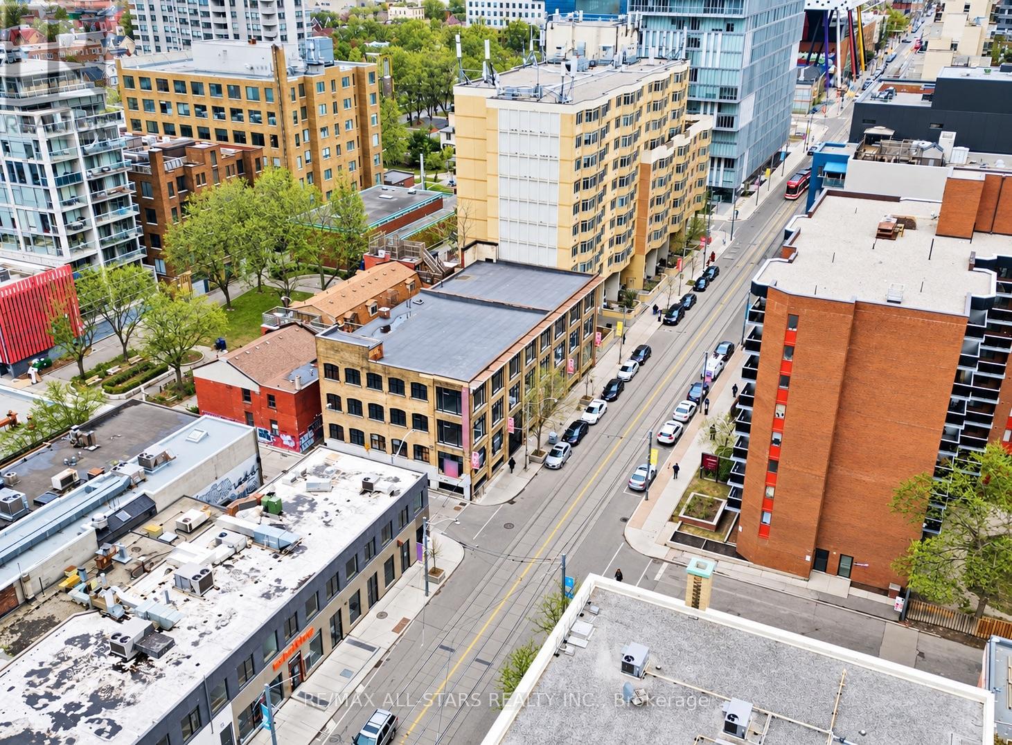 14 Mccaul Street, Toronto, Ontario  M5T 1V6 - Photo 12 - C13826512