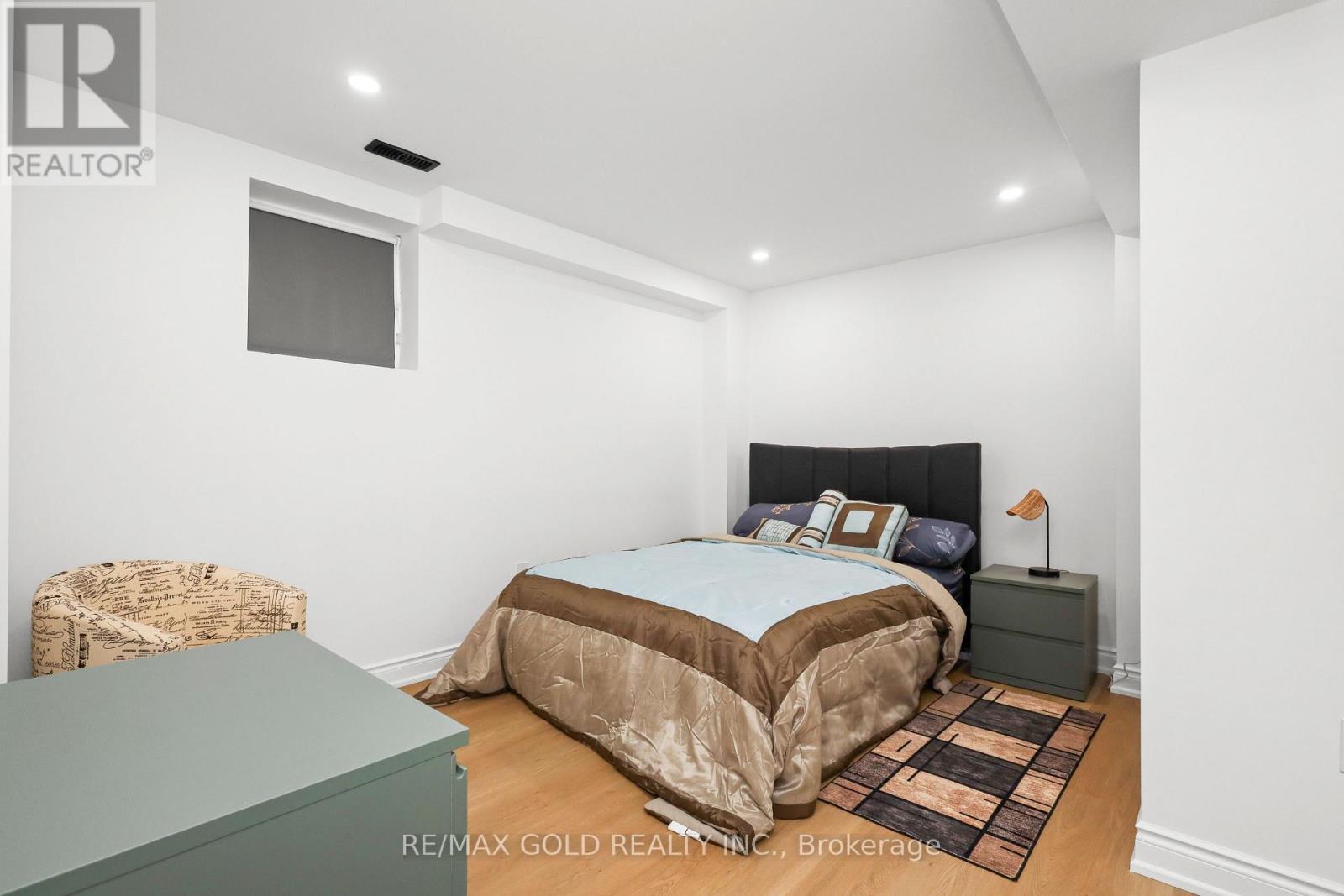 36 Samuel Crescent, Springwater, Ontario  L9X 2A4 - Photo 33 - S14082994