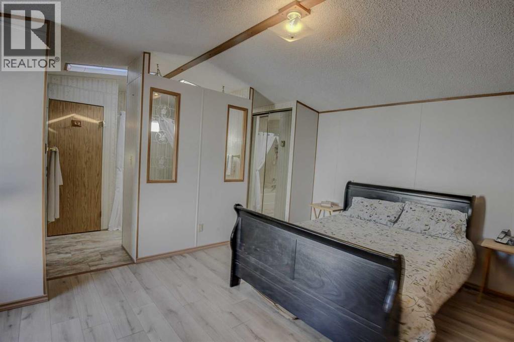 71, 99 Arbour Lake Road NW