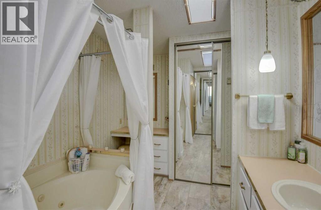 71, 99 Arbour Lake Road NW