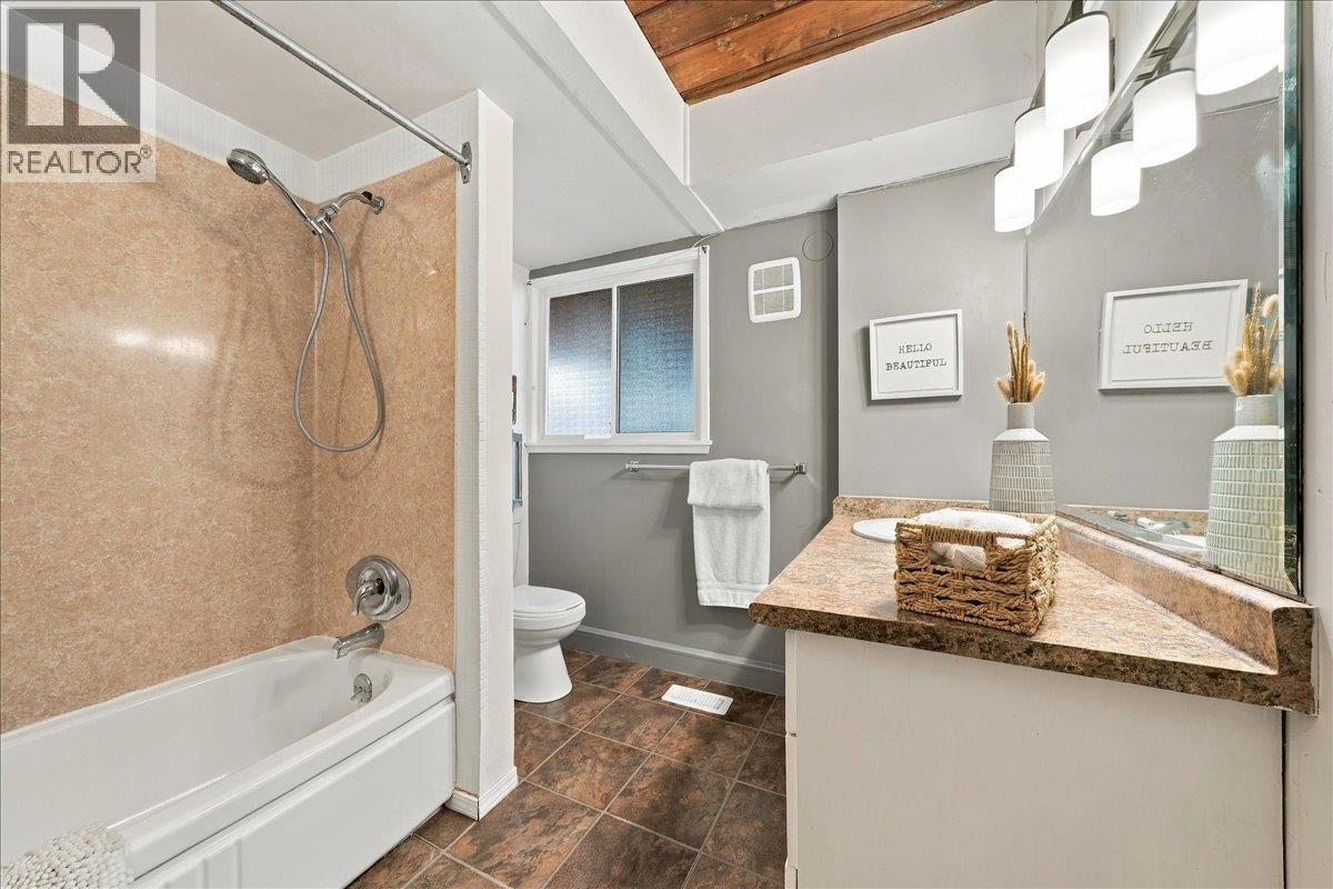 2363 Windridge Drive, North Vancouver, British Columbia V7H 1B6 - Photo 16 - R3174999