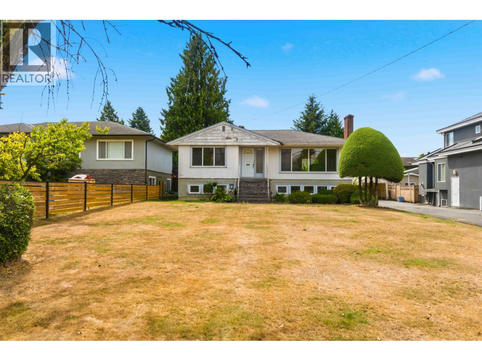 5428 Hardwick Street, Burnaby, British Columbia  V5G 1R1 - Photo 4 - R3163450