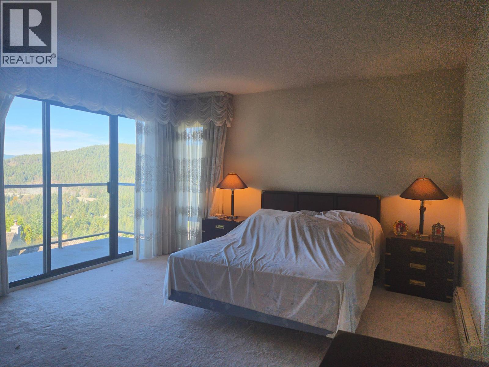 4764 Woodburn Road, West Vancouver, British Columbia  V7S 3B2 - Photo 9 - R3174334
