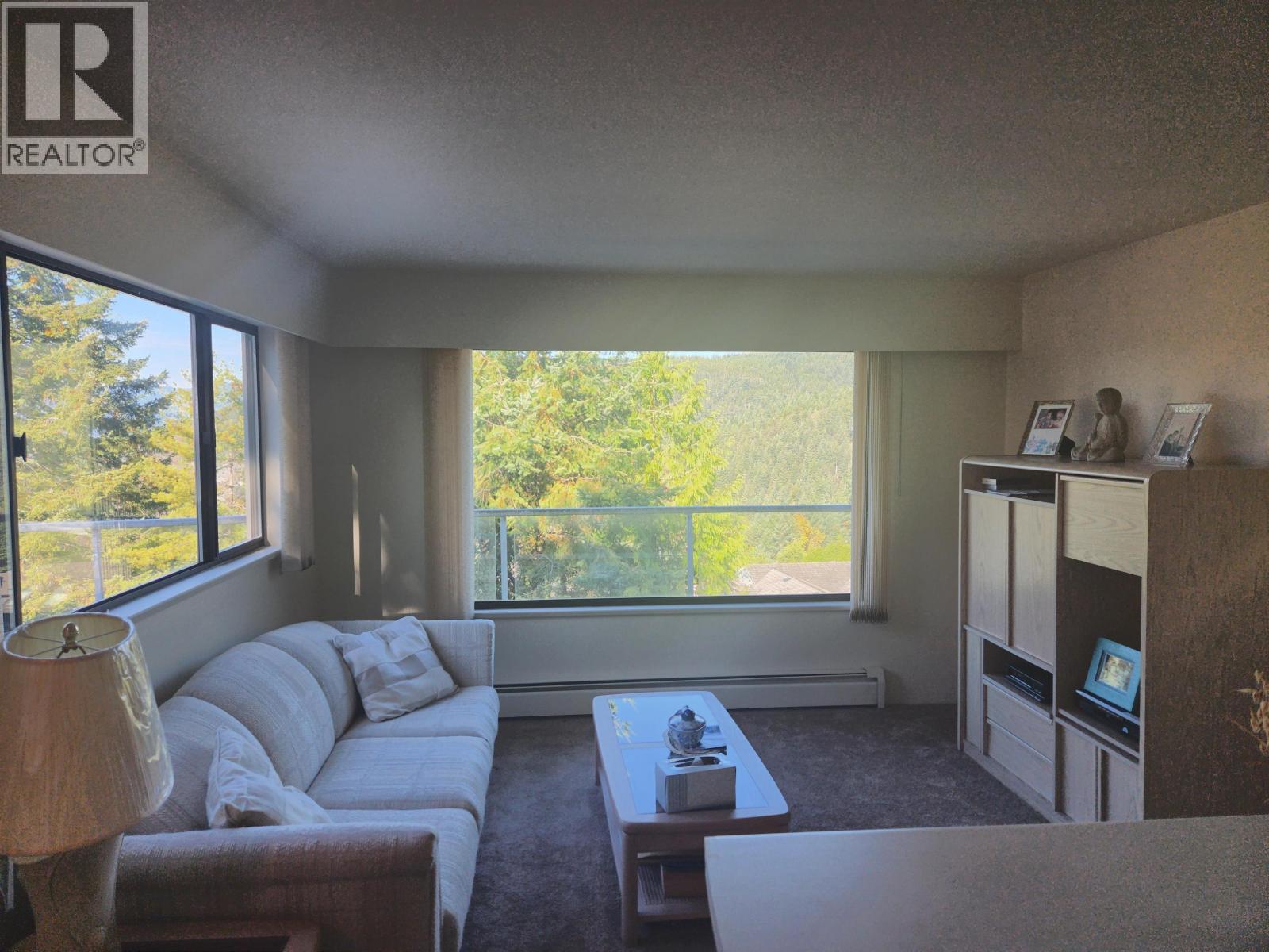 4764 Woodburn Road, West Vancouver, British Columbia  V7S 3B2 - Photo 12 - R3174334