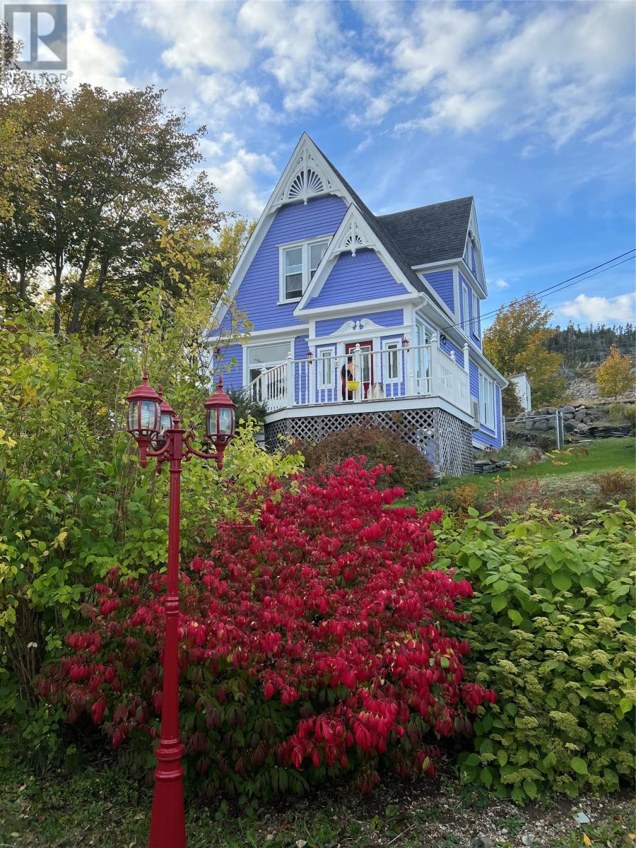 2 Church Hill, King's Cove