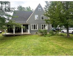<div class="price">$349,900</div> 6 Hill Road<br>Grand Falls - Windsor, Newfoundland & Labrador<br><div class='bed_bath'>4 Bed | 2 Bath</div>